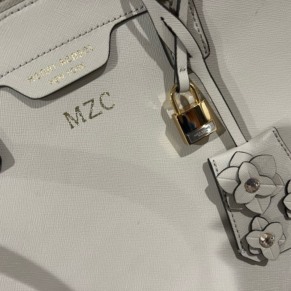 Henri Bendi bag with charm in excellent condition. very clean no stains no smell - Picture 6 of 16